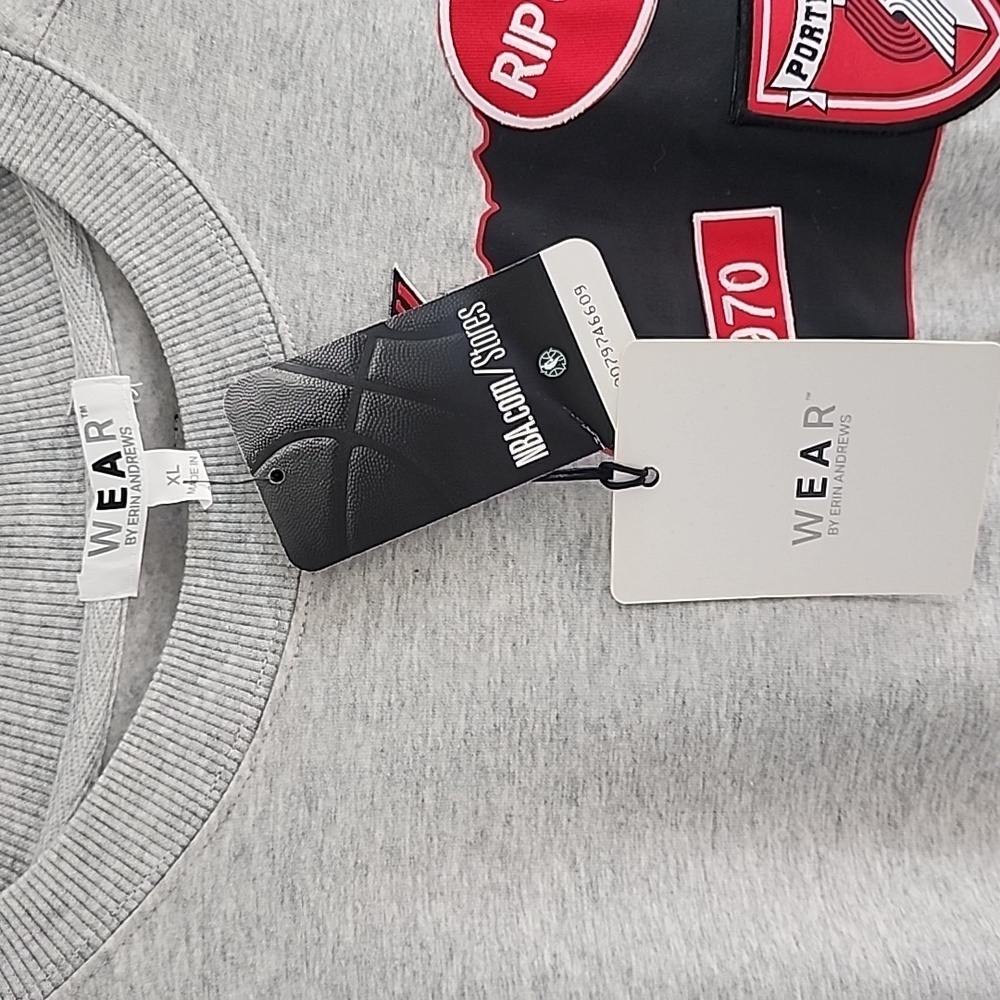 NWT Portland Trailblazers Gray Sweatshirt size XL - Picture 4 of 4